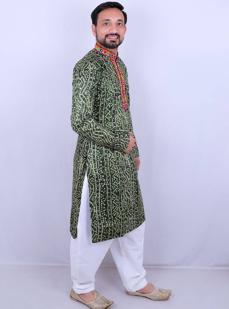 Bandhani printed mirror work mandarin collar straight kurta with salwar