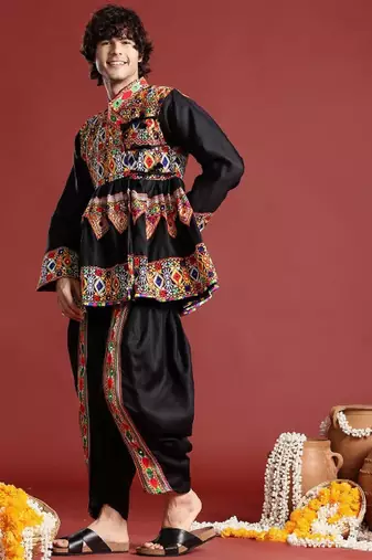 Men ethnic motifs embroidered pleated mirror work kediya set with cap & dandiya