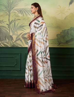 white, wine striped crepe silk blend bollywood saree with blouse 3