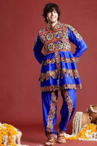 Men embroidered pleated mirror work kediya set with cap & dandiya- free size
