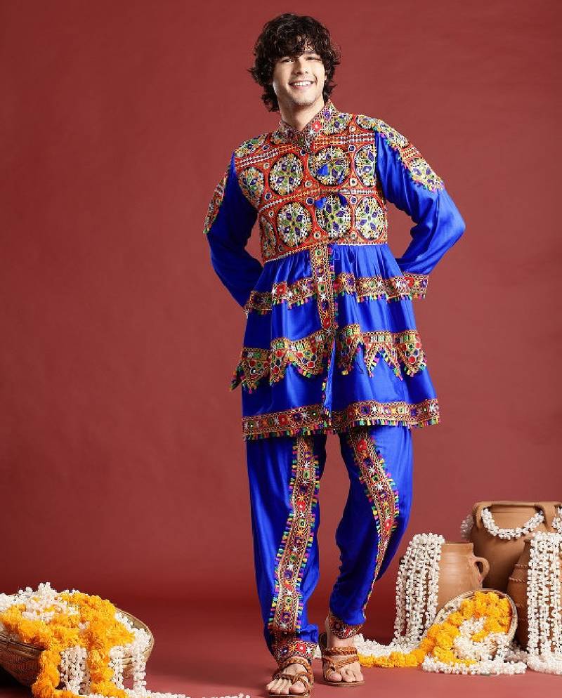 Men embroidered pleated mirror work kediya set with cap & dandiya- free size