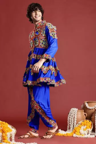 Men embroidered pleated mirror work kediya set with cap & dandiya- free size