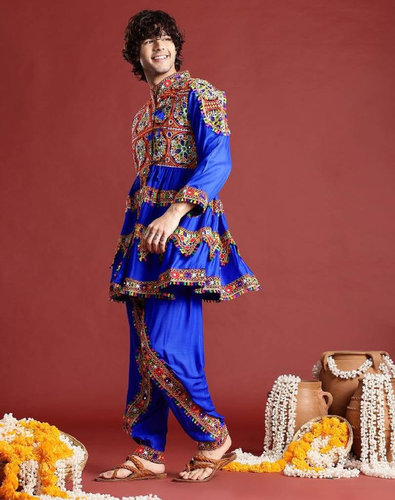 Men embroidered pleated mirror work kediya set with cap & dandiya- free size