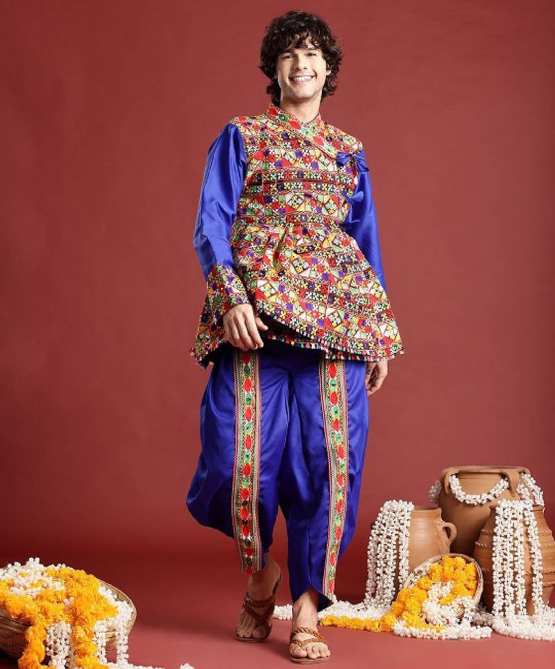 Ethnic motifs embroidered angrakha navaratri kediya set with dandiya & cap - free size