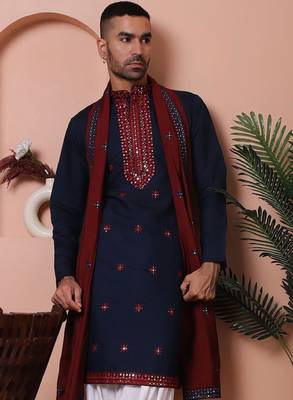 Floral embroidered chikankari mandarin collar kurta 1