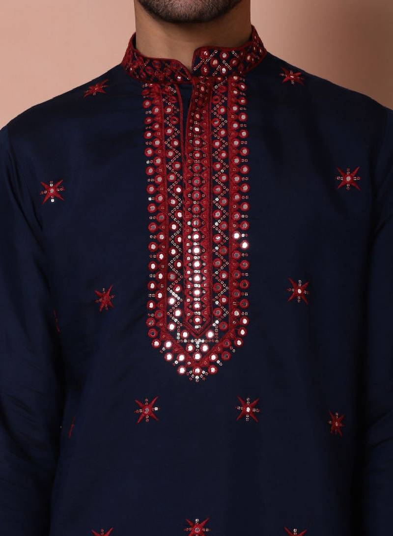 Floral embroidered chikankari mandarin collar kurta