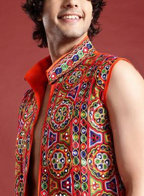 Men ethnic motifs embroidered mirror work kediya set with cap & dandiya - free size 2