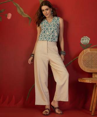 Blue & white floral print cotton kurti 3