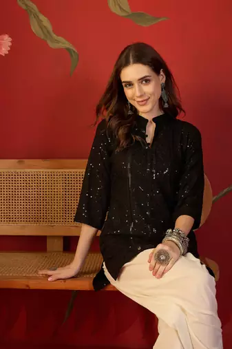 Black embroidered rayon kurti
