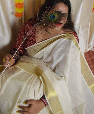 Woven Design Pure Cotton Handloom Kasavu Saree 4
