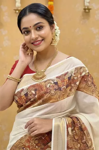 Ethnic Motifs Handloom Kasavu Saree