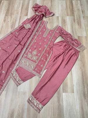 Pink silk blend embroidered palazzo set 4