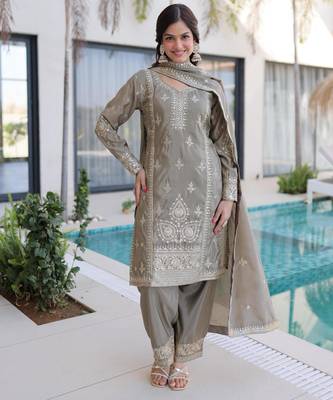 Grey silk blend embroidered palazzo set 2