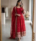 Red silk blend embroidered flared gown set