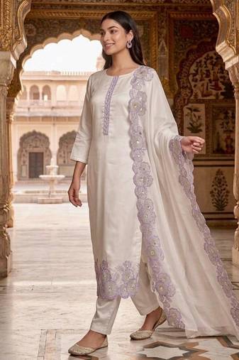 Off-white silk blend embroidered kurta set