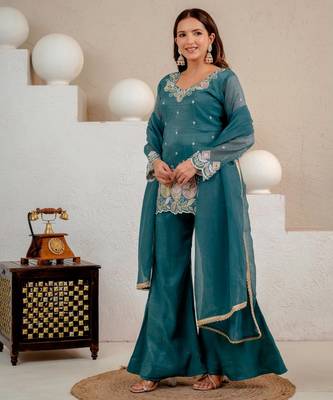 Teal silk blend embroidered palazzo set 2