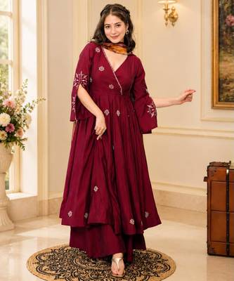 Dark-wine cotton poly embroidered palazzo set 4