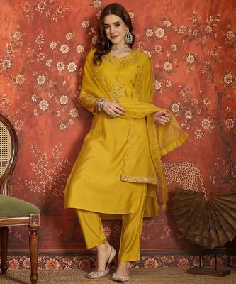 Mustard embroidered silk blend 3-piece suit set 3