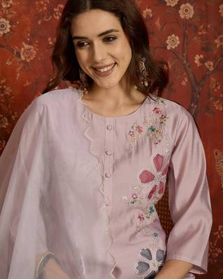 Mauve embroidered silk blend 3-piece suit set 4