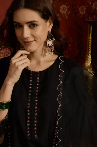 Black embroidered silk blend 3-piece suit set