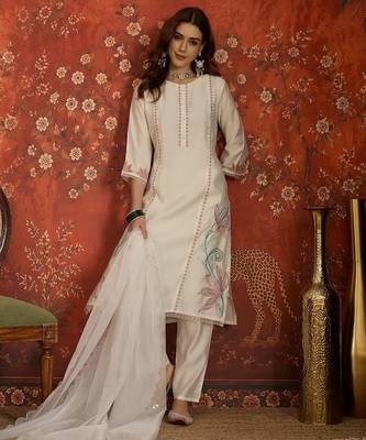 Off white embroidered silk blend 3-piece suit set 3