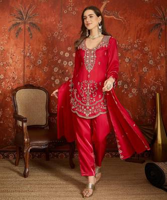 Fuchsia pink embroidered silk blend 3-piece suit set 2