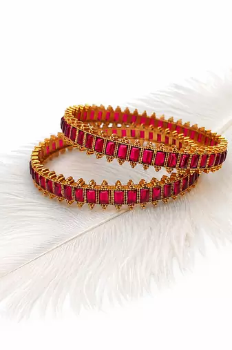 Rectangular stone setting, antique gold finish, traditional indian style, ethnic festive wear, embellished border design