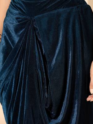 Velvet Embellished Top with Trousers 3