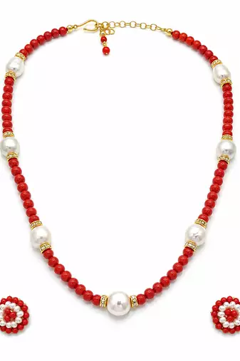 Red coral bead and pearl necklace set with stud earrings
