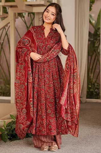 maroon digital print maslin anarkali 