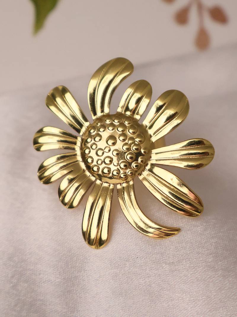 Floral gold tone statement ring