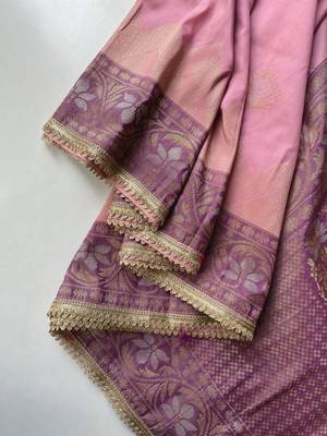 onion pink color zari weaves contrast pallu and designer chaap border silk blend saree 3