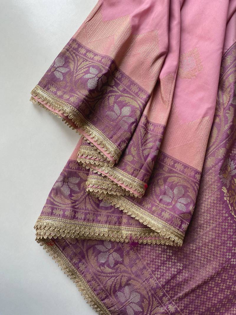 onion pink color zari weaves contrast pallu and designer chaap border silk blend saree