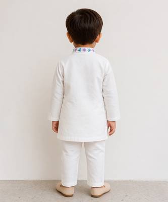 White embroidered silk blend kurta set 2
