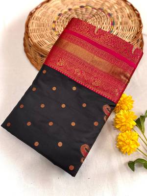 black color contrast weaving pallu and border kanchi weaving buttis on border silk blend saree 4