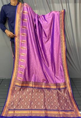 lavender color contrast weaving pallu and border kanchi weaving buttis on border silk blend saree 2