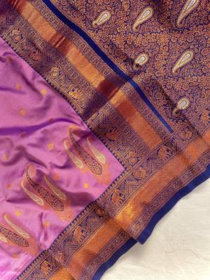 lavender color contrast weaving pallu and border kanchi weaving buttis on border silk blend saree 3