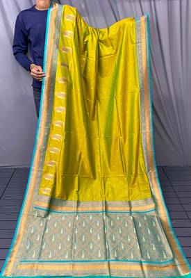 olive green color contrast weaving pallu and border kanchi weaving buttis on border silk blend saree 1