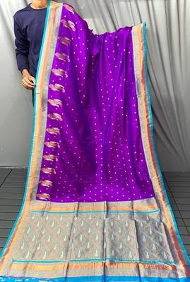 purple color contrast weaving pallu and border kanchi weaving buttis on border silk blend saree 2