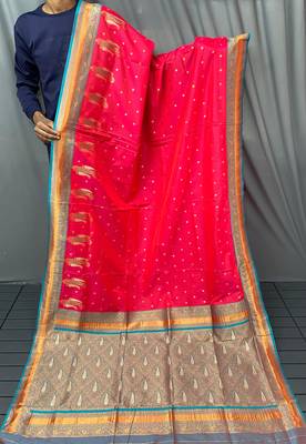 rani pink color contrast weaving pallu and border kanchi weaving buttis on border silk blend saree 2