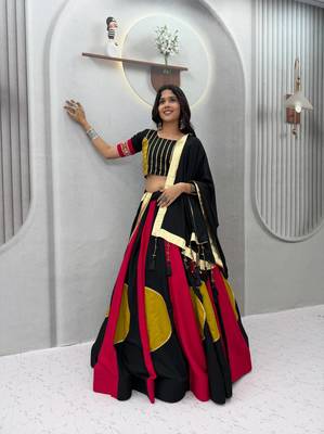 Black Hand LatkanGamthi And Gota patti Work Cotton Lehenga Choli Set 1