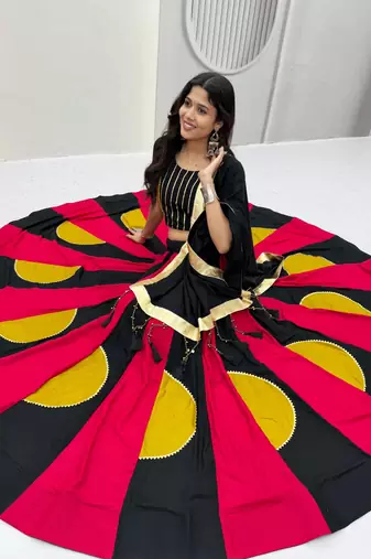 Black Hand LatkanGamthi And Gota patti Work Cotton Lehenga Choli Set