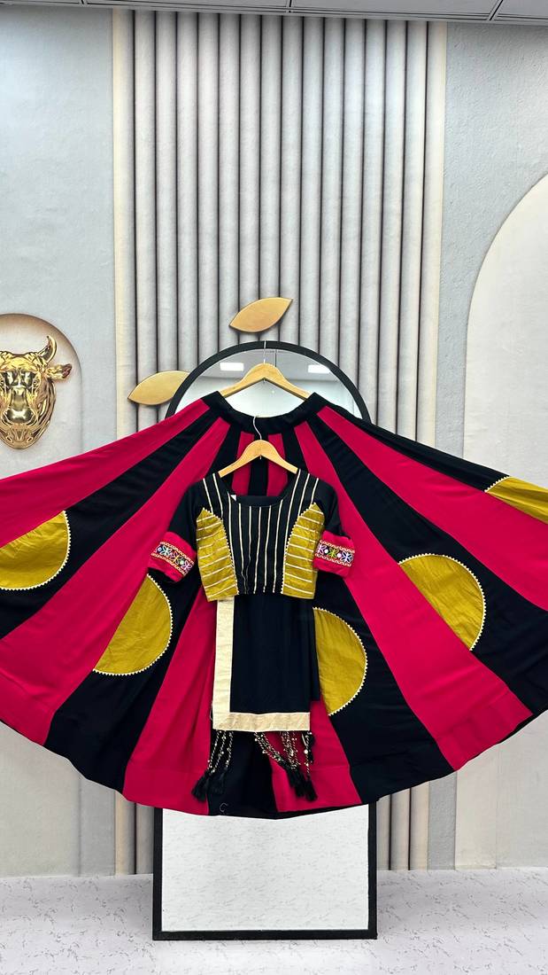 Black Hand LatkanGamthi And Gota patti Work Cotton Lehenga Choli Set