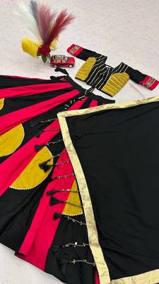 Black Hand LatkanGamthi And Gota patti Work Cotton Lehenga Choli Set 4