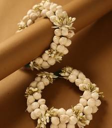 Traditional white jasmine mogra gajra hair accessory with gold touches