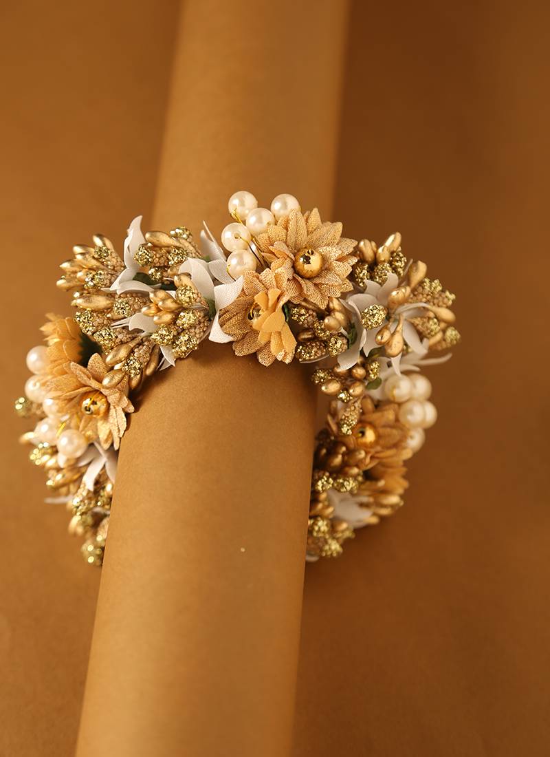 Royal antique gold & pearl bridal floral gajra hairpiece