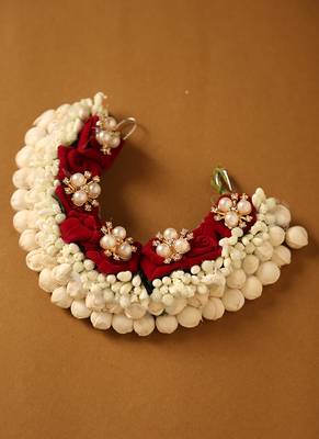Velvet red rose & pearl kundan embellished bridal gajra wreath 1