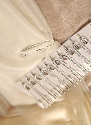 Premium silver plated textured saree pin set- Set of 12 1