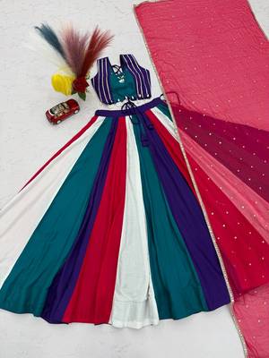 Multi hand Mirror And thread work cotton Lehenga Choli Set 4