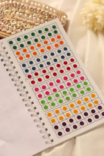 Multi-pack bindi booklet with vibrant shades & sizes